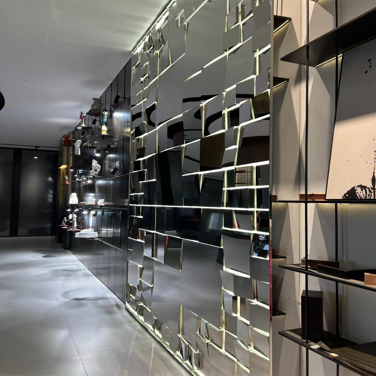 Mirror Surface Stainless Steel Cladding